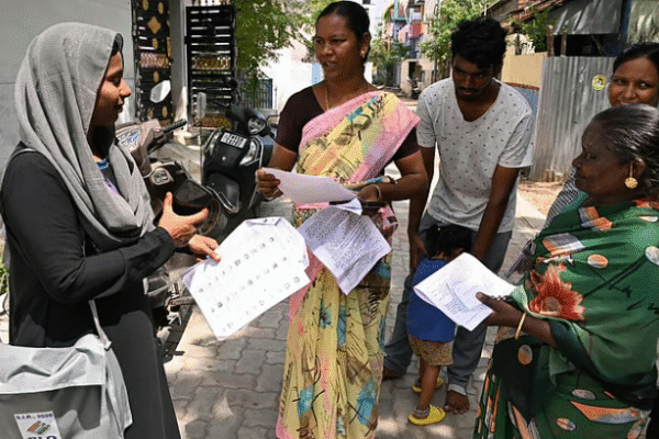 How to know the status of the SIR form submitted by voters?